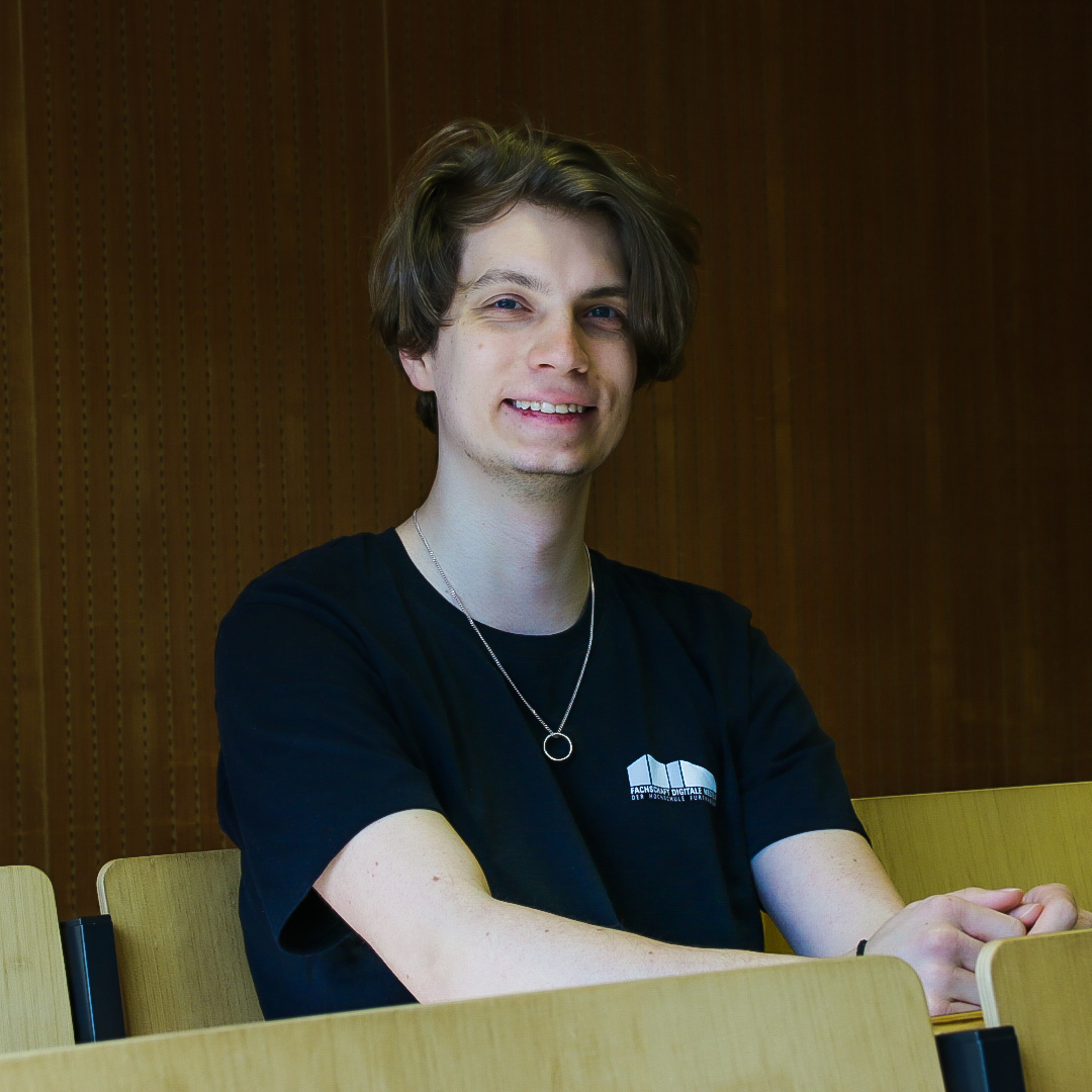 Bild eines lächelnden jungen Herren